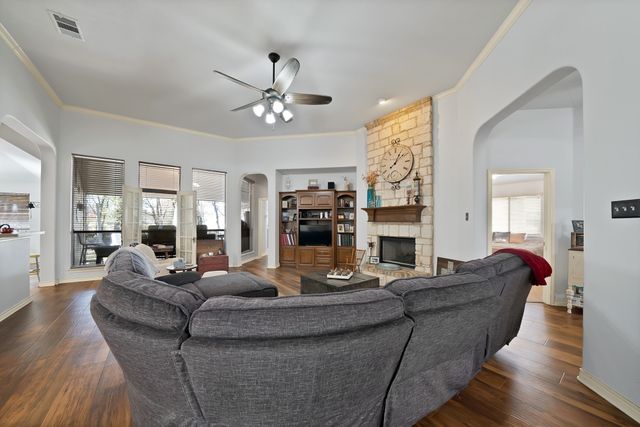 305 Charlie Way, Weatherford, TX 76087