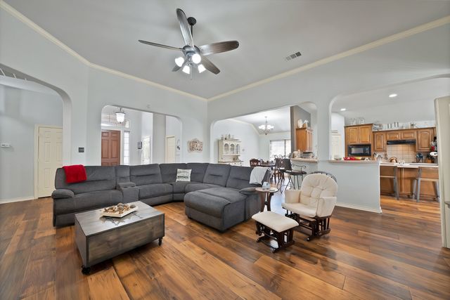 305 Charlie Way, Weatherford, TX 76087