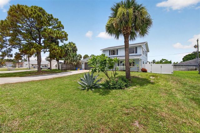 6187 Kendrick St, Jupiter, FL 33458