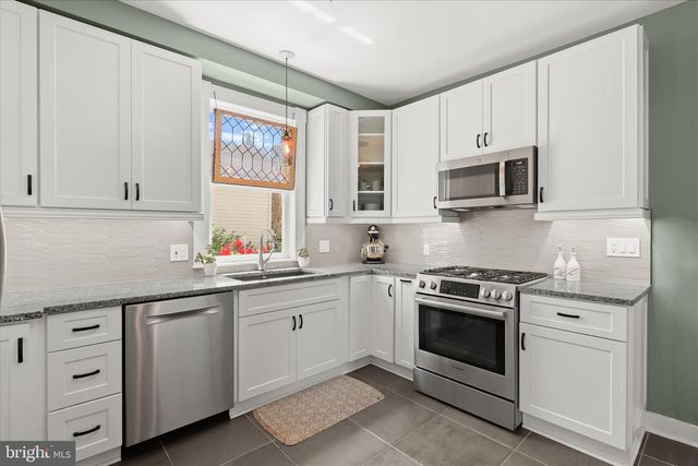 7621 MELLOR AVE, Sykesville, MD 21784
