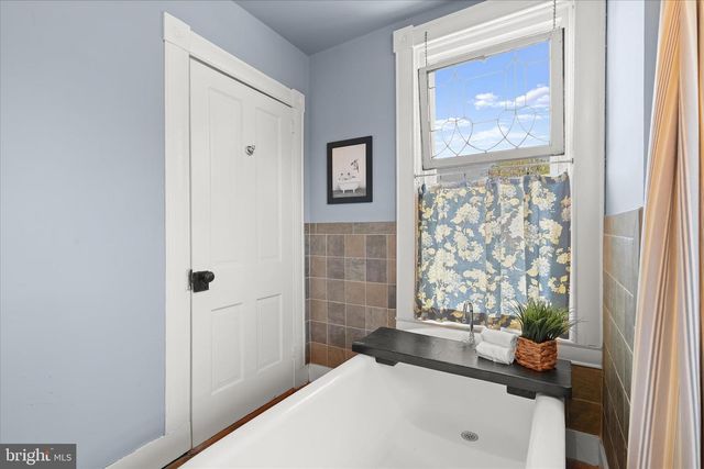 7621 MELLOR AVE, Sykesville, MD 21784