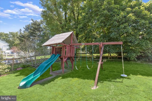 7621 MELLOR AVE, Sykesville, MD 21784