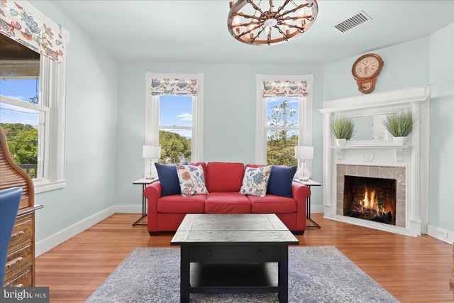7621 MELLOR AVE, Sykesville, MD 21784