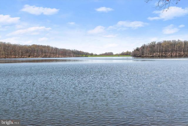 7621 MELLOR AVE, Sykesville, MD 21784