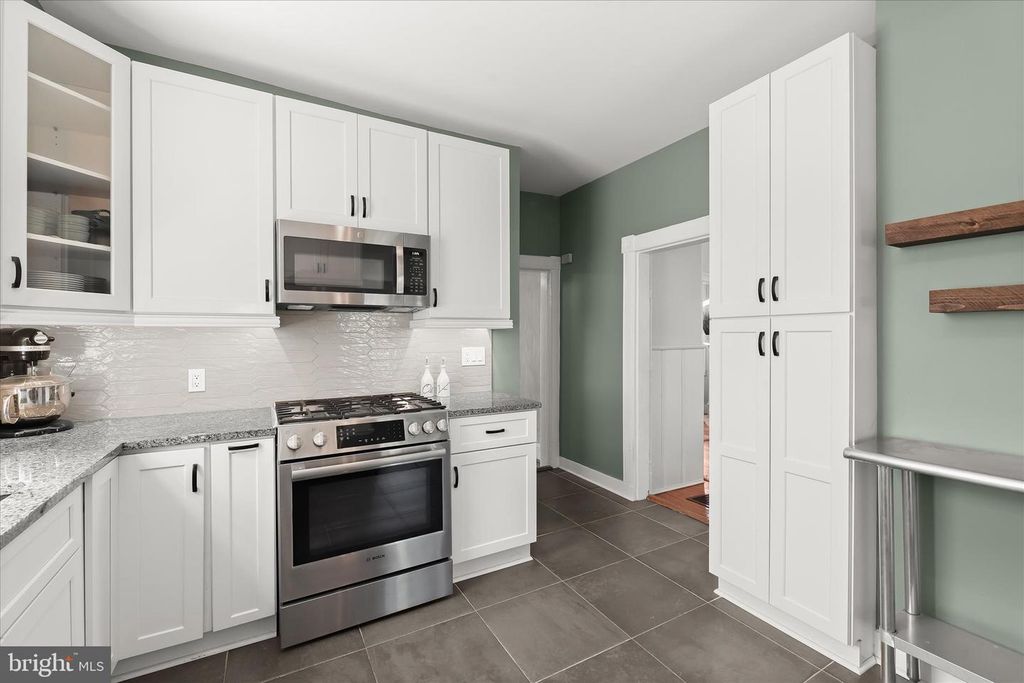 Image 11 of property listing at 7621 MELLOR AVE, Sykesville, MD 21784
