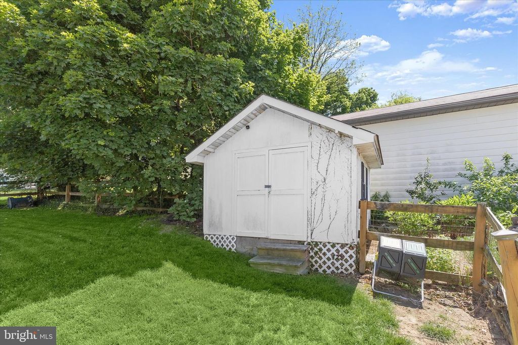 Image 49 of property listing at 7621 MELLOR AVE, Sykesville, MD 21784