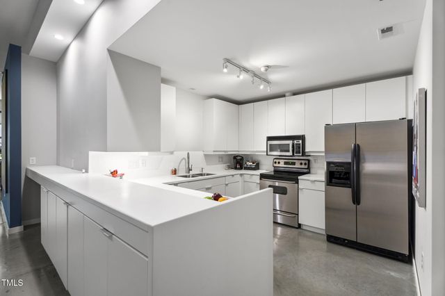 319 Fayetteville Street 404, Raleigh, NC 27601