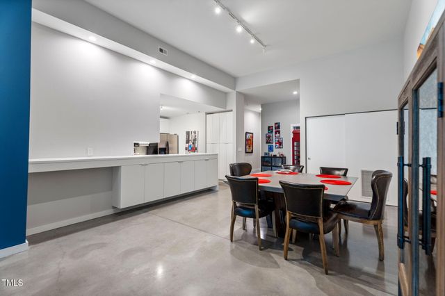 319 Fayetteville Street 404, Raleigh, NC 27601