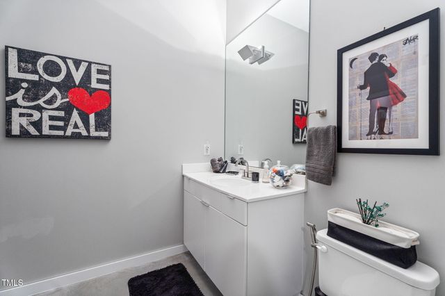 319 Fayetteville Street 404, Raleigh, NC 27601