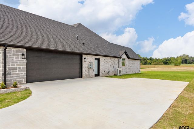 11428 Zoe Circle, Flint, TX 75762