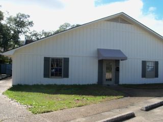 445 Security Square, Gulfport, MS 39507