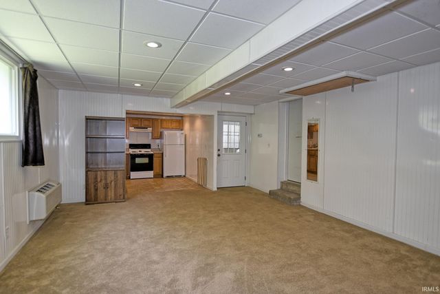 9908 Fischer Road, Evansville, IN 47720