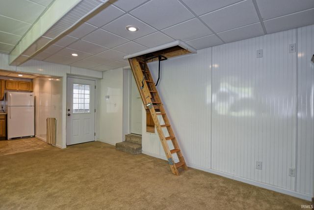 9908 Fischer Road, Evansville, IN 47720