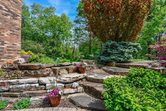 9908 Fischer Road, Evansville, IN 47720
