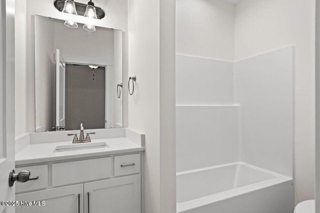 126 Shell Road, Holly Ridge, NC 28445