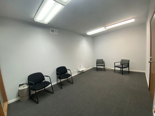 5765 N Lincoln Avenue 15, Chicago, IL 60659