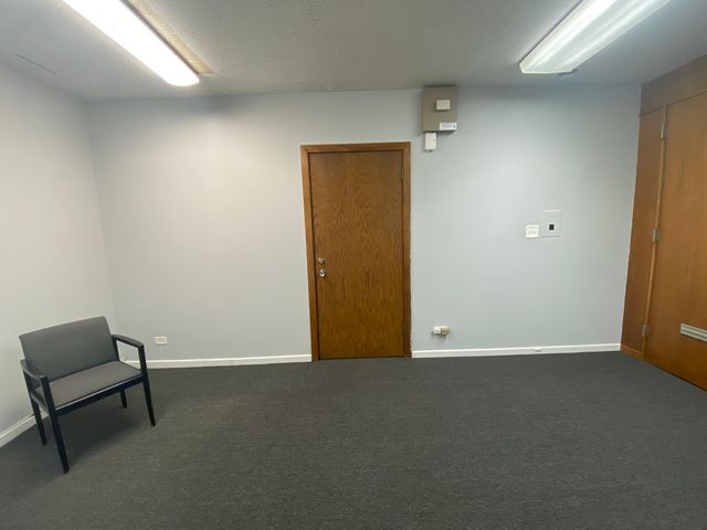 5765 N Lincoln Avenue 15, Chicago, IL 60659