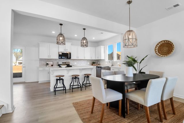 1019 Mourning Warbler Way Cc3-17-9, Ravenel, SC 29470