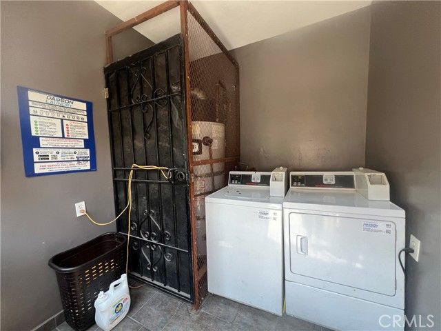 620 W 82nd Street 3, Los Angeles, CA 90044