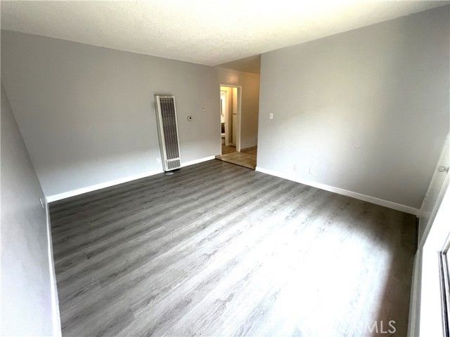 620 W 82nd Street 3, Los Angeles, CA 90044