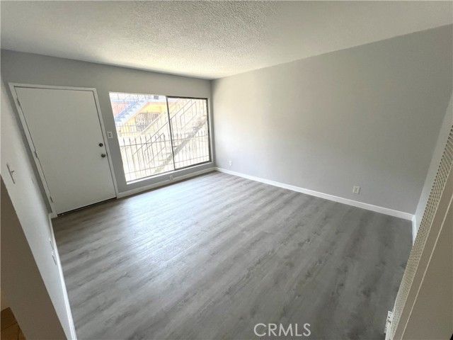 620 W 82nd Street 3, Los Angeles, CA 90044