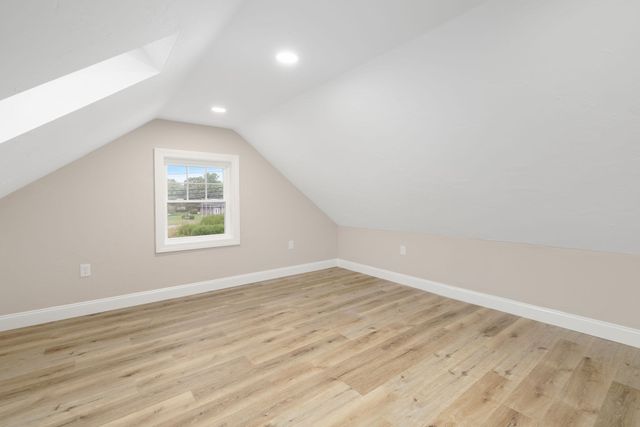5 Colfall St, Seekonk, MA 02771