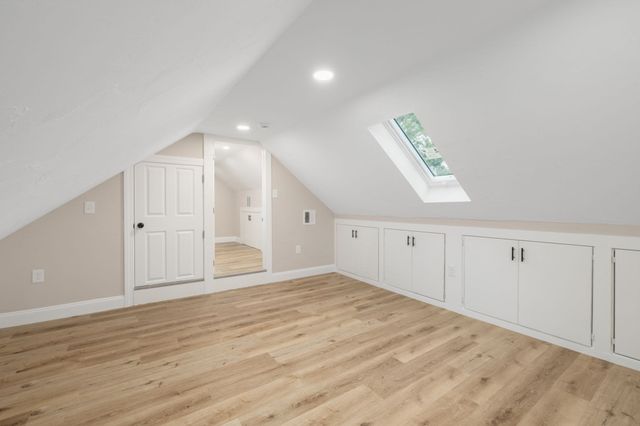 5 Colfall St, Seekonk, MA 02771