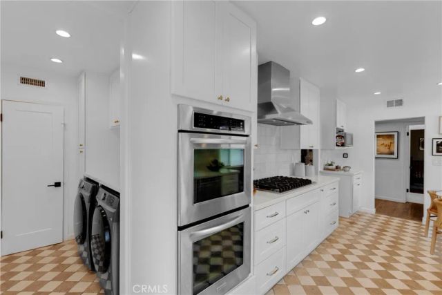 23936 Nomar, Woodland Hills, CA 91367