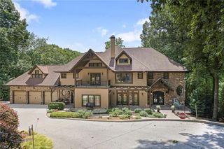 850 Jett Ferry Manor, Sandy Springs, GA 30350