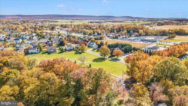 2027 LINCOLN WAY EAST, Chambersburg, PA 17202