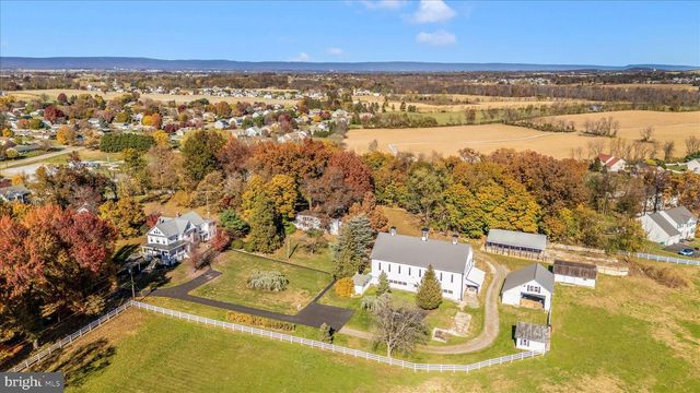 2027 LINCOLN WAY EAST, Chambersburg, PA 17202