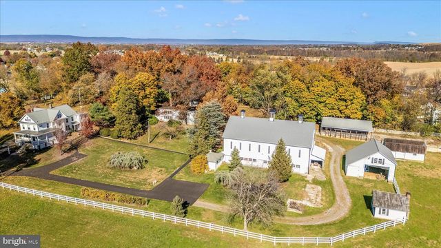 2027 LINCOLN WAY EAST, Chambersburg, PA 17202