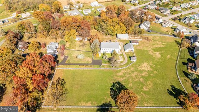 2027 LINCOLN WAY EAST, Chambersburg, PA 17202