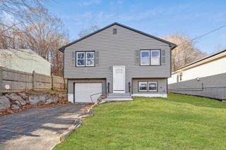 4 Esperon Street, Waterbury, CT 06705