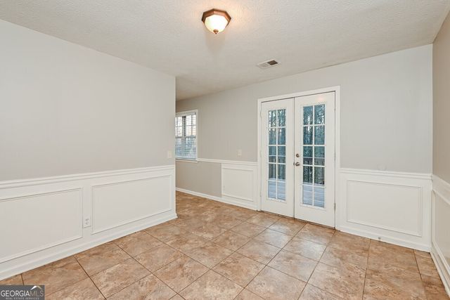 194 Shadetree Lane, Lawrenceville, GA 30044