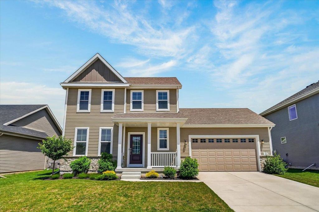8015 Laufenberg Boulevard, Cross Plains, WI 53528