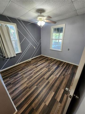 711 W Kansas Street, Pittsburg, KS 66762