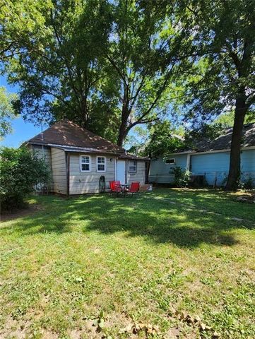 711 W Kansas Street, Pittsburg, KS 66762