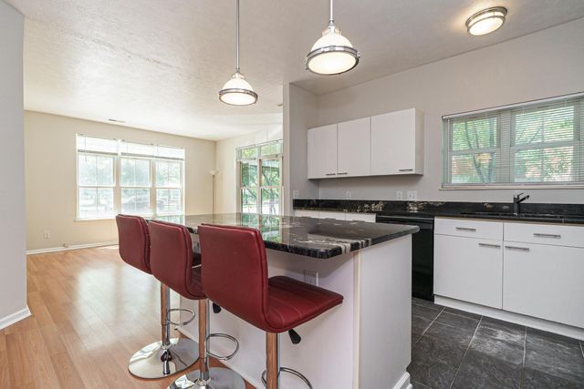 674 Park Street, Columbus, OH 43215