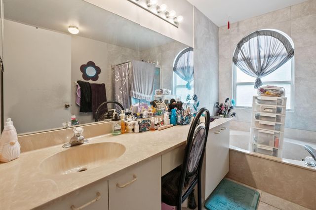 11772 NW 1st Street, Coral Springs, FL 33071