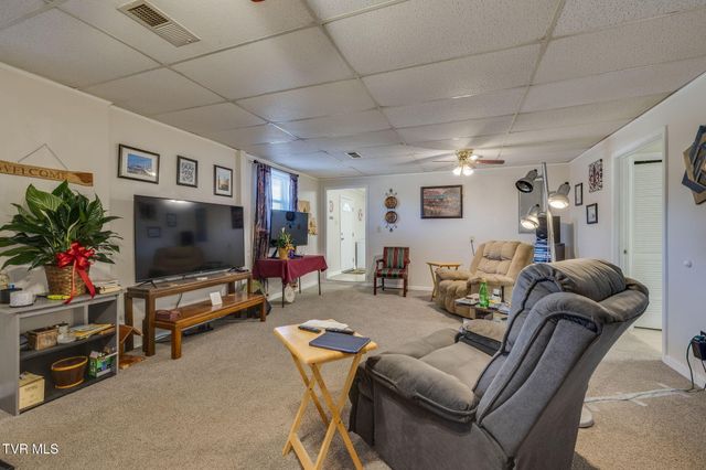 702 West Main Street, Jonesborough, TN 37659