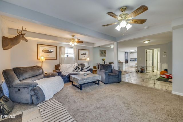 702 West Main Street, Jonesborough, TN 37659