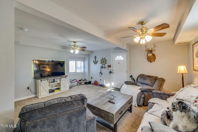 702 West Main Street, Jonesborough, TN 37659