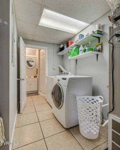 702 West Main Street, Jonesborough, TN 37659