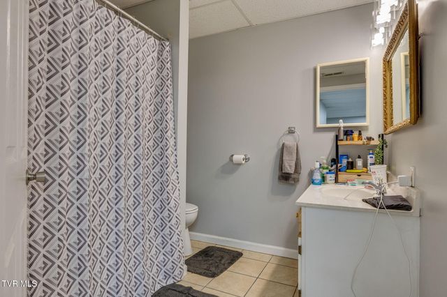 702 West Main Street, Jonesborough, TN 37659