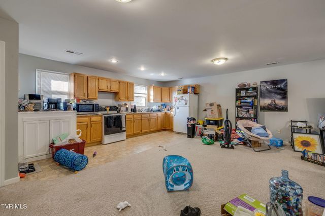 702 West Main Street, Jonesborough, TN 37659