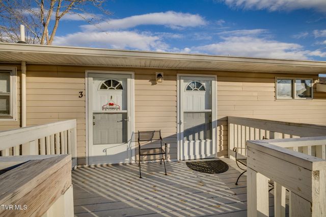 702 West Main Street, Jonesborough, TN 37659