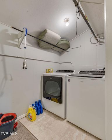 702 West Main Street, Jonesborough, TN 37659