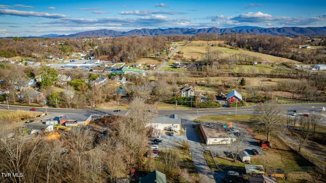 702 West Main Street, Jonesborough, TN 37659