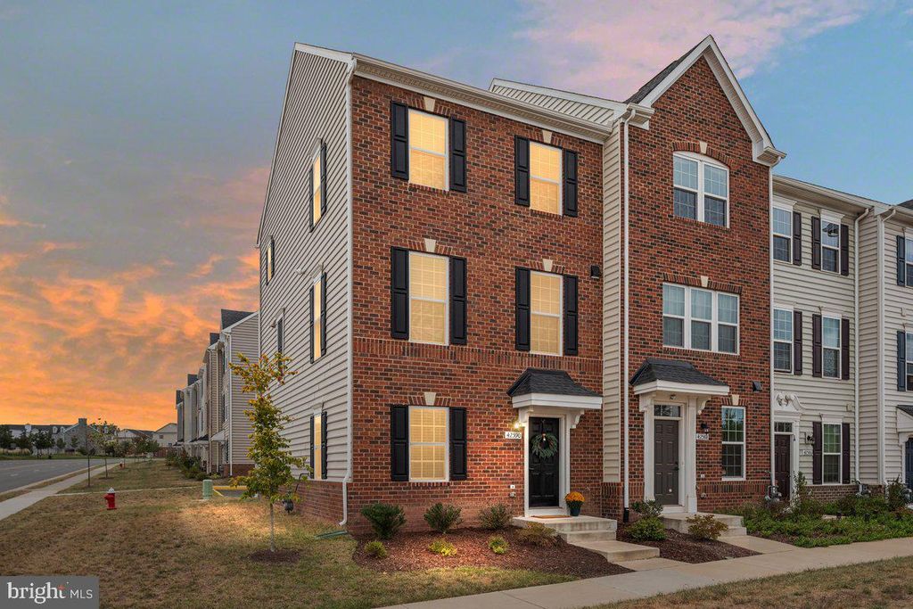 42590 ANTONIA TER, Sterling, VA 20166
